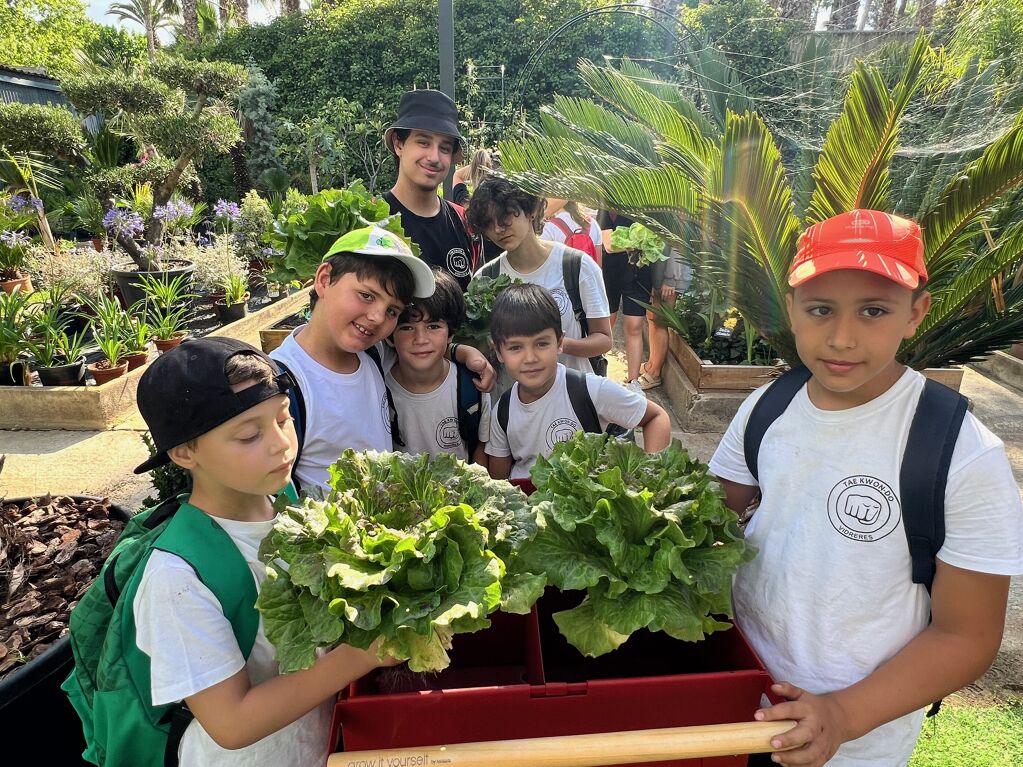 EXPERIENCIA ENTORNO A UN HUERTO ECOLÓGICO