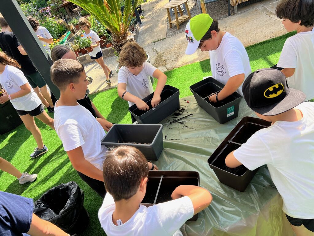 EXPERIENCIA ENTORNO A UN HUERTO ECOLÓGICO